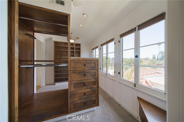 Detail Gallery Image 52 of 63 For 516 E Stocker St, Glendale,  CA 91207 - 4 Beds | 3 Baths