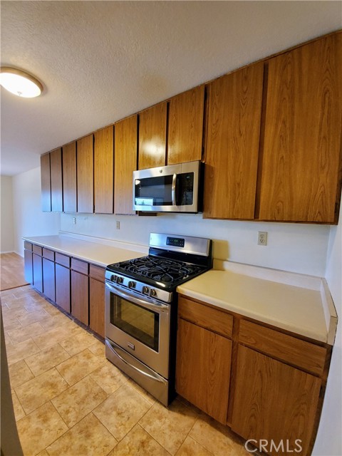 Detail Gallery Image 15 of 32 For 27535 Lakeview Dr #64,  Helendale,  CA 92342 - 2 Beds | 2 Baths