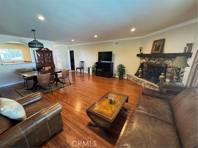 2414 Robalo Avenue, San Pedro CA: https://media.crmls.org/medias/45bd863d-0713-4ab9-9403-c6c1ca713476.jpg
