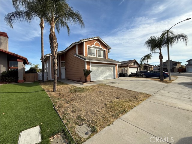 Detail Gallery Image 3 of 61 For 927 Dolphin Dr, Perris,  CA 92571 - 4 Beds | 2/1 Baths