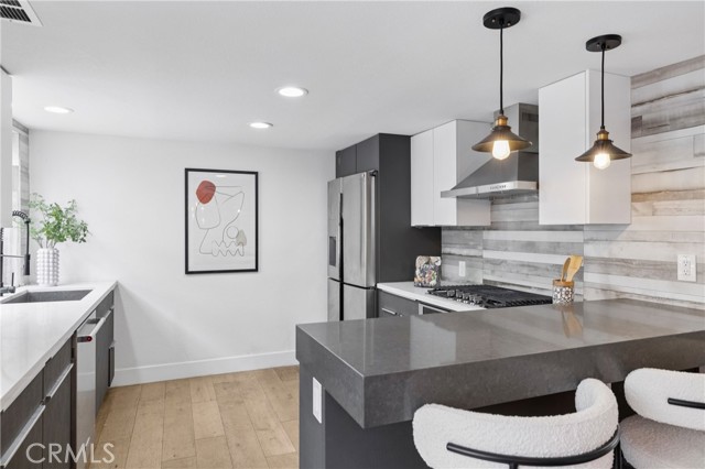 Detail Gallery Image 12 of 30 For 434 S Los Robles Ave #4,  Pasadena,  CA 91101 - 2 Beds | 3 Baths