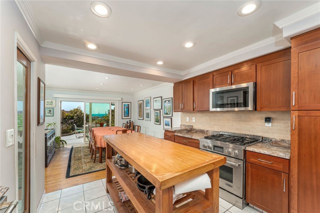 Detail Gallery Image 17 of 51 For 4201 Calle Juno, San Clemente,  CA 92673 - 4 Beds | 3/1 Baths
