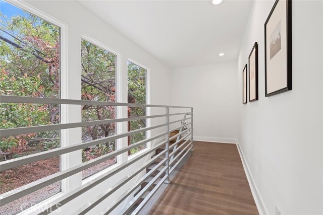 Detail Gallery Image 23 of 24 For 8737 Wonderland Ave, Los Angeles,  CA 90046 - 2 Beds | 2 Baths