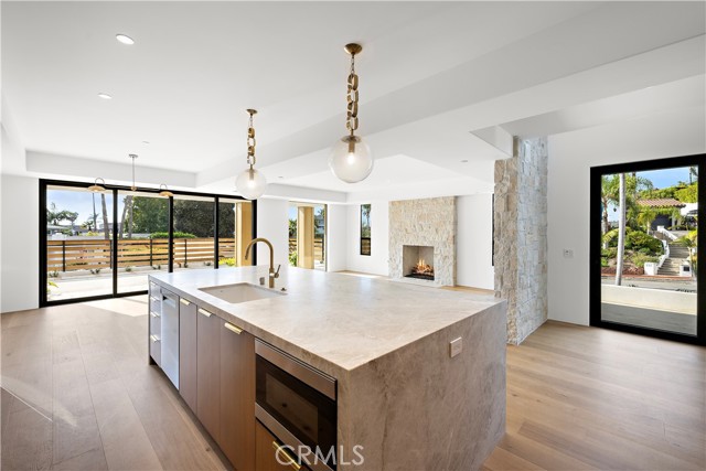 Detail Gallery Image 8 of 23 For 229 W Paseo De Cristobal, San Clemente,  CA 92672 - 4 Beds | 3/1 Baths