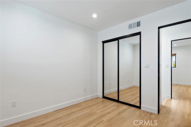 Detail Gallery Image 3 of 14 For 2631 Cochran Ave, Los Angeles,  CA 90016 - 3 Beds | 2/1 Baths