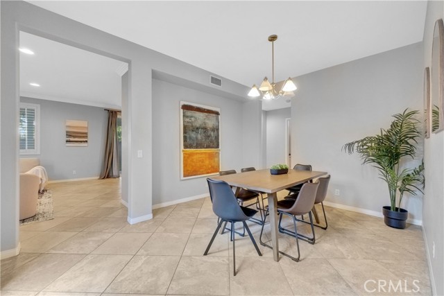 Detail Gallery Image 11 of 53 For 13711 Francisco Dr, La Mirada,  CA 90638 - 4 Beds | 2/1 Baths