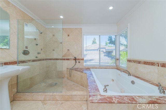 Detail Gallery Image 27 of 32 For 23 Cormorant Cir, Newport Beach,  CA 92660 - 3 Beds | 2/1 Baths