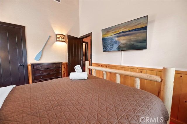 505 Barrett Way, Big Bear City CA: https://media.crmls.org/medias/45c11cea-b6d8-4d88-9f01-14e05b8768ba.jpg