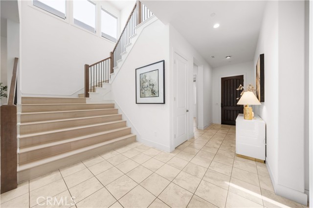 Detail Gallery Image 26 of 48 For 12000 Mirabel, Porter Ranch,  CA 91326 - 5 Beds | 4/1 Baths