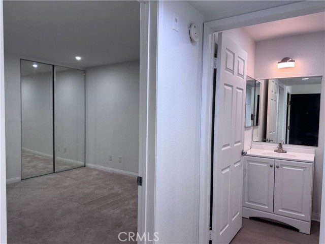 Detail Gallery Image 6 of 17 For 5515 Canoga Ave #221,  Woodland Hills,  CA 91367 - 2 Beds | 2 Baths