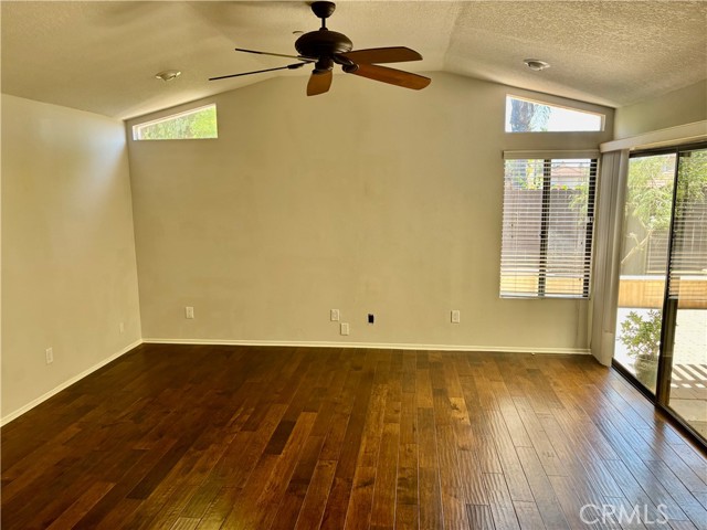 3014 Enrique, San Clemente CA: https://media.crmls.org/medias/45c28324-0601-4d67-acbf-bda4484eed43.jpg