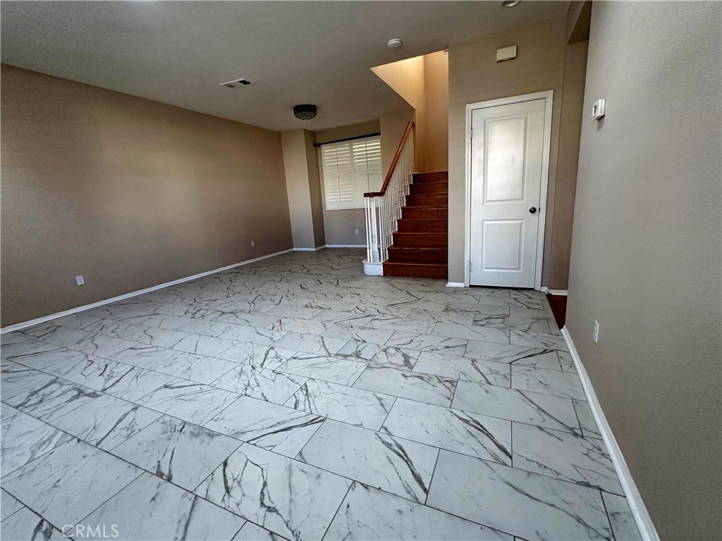 MLS #SR25261716 image #2