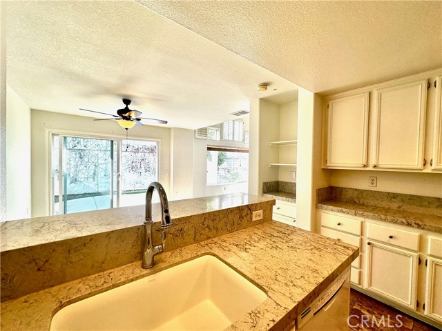 Detail Gallery Image 12 of 29 For 317 Pony Express Road, San Dimas,  CA 91773 - 2 Beds | 2/1 Baths