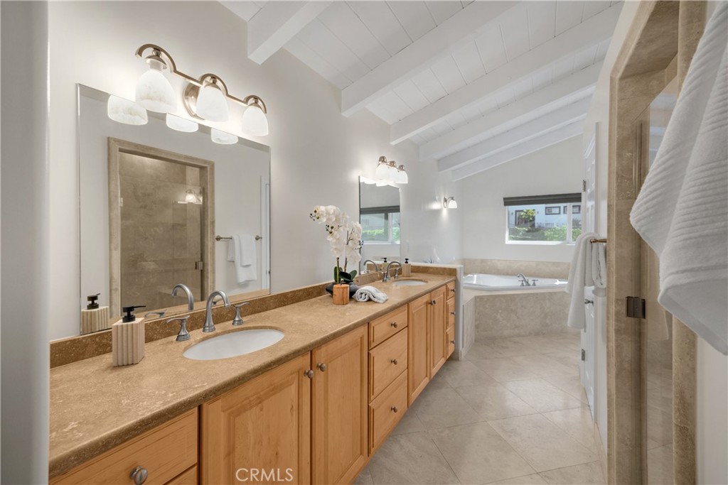 45c381e5 73a9 438e 8297 7c0f8c812c77