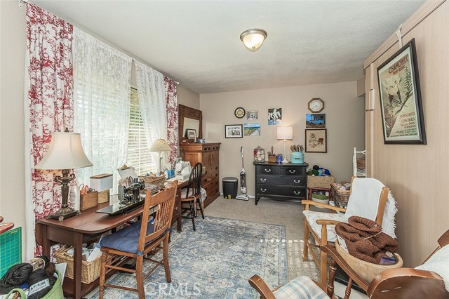 2468 Laverne, Clovis CA: https://media.crmls.org/medias/45c42c26-4d91-46ec-ac12-3a39f11946d3.jpg