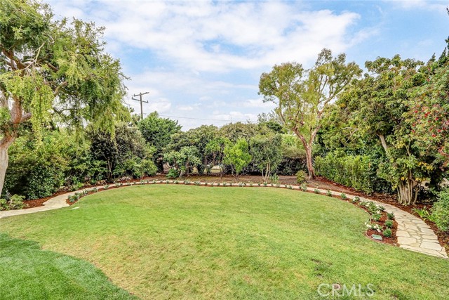 Detail Gallery Image 36 of 38 For 2229 Thorley Pl, Palos Verdes Estates,  CA 90274 - 4 Beds | 4/1 Baths