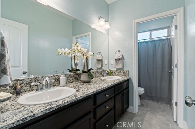 Detail Gallery Image 31 of 52 For 521 Blue Oak Ln, Madera,  CA 93636 - 4 Beds | 3/1 Baths