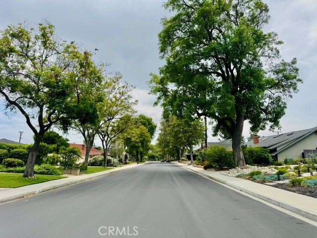 https://media.crmls.org/medias/45c4c8a1-a67f-45e2-ae60-07ea3824dc99.jpg?preset=X-Large