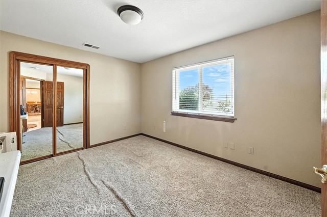 2056 W Avenue O, Palmdale CA: https://media.crmls.org/medias/45c5066a-5f66-4ee1-8715-590bacd887ad.jpg