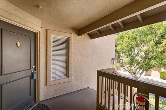 Detail Gallery Image 6 of 49 For 215 S Cross Creek Rd #E,  Orange,  CA 92869 - 1 Beds | 1 Baths