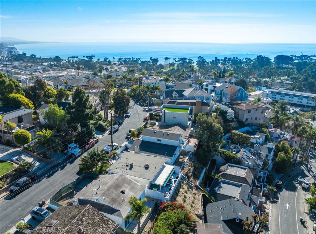 https://media.crmls.org/medias/45c5ccda-1b0b-4187-8529-5ccbd389da21.jpg?preset=X-Large