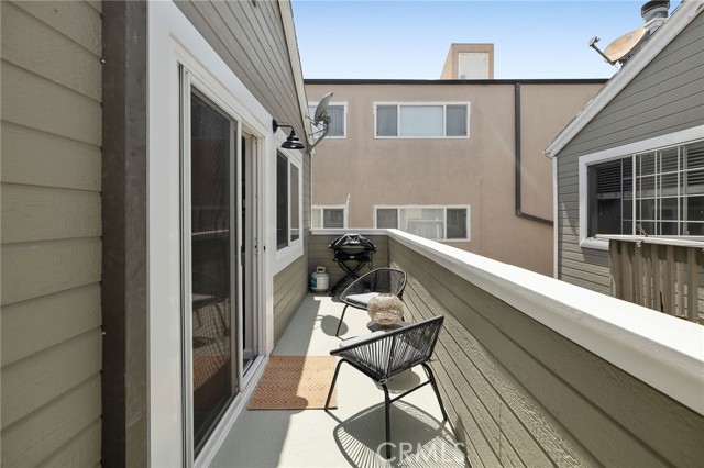 49 15th Street # A, Hermosa Beach, California 90254, 4 Bedrooms Bedrooms, ,2 BathroomsBathrooms,Residential Lease,For Rent,49 15th Street # A,CRSB24167637