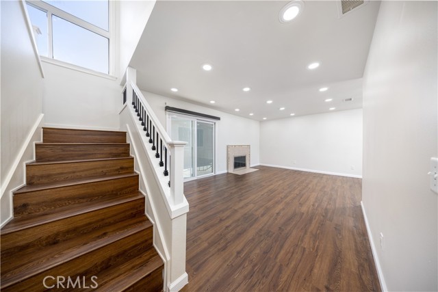 14969 Redwood Lane, Chino Hills CA: https://media.crmls.org/medias/45c68eb9-9ef8-48be-a876-d073eb470eb3.jpg