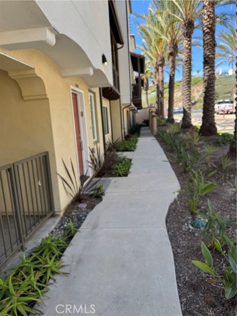 Detail Gallery Image 8 of 15 For 3446 Doheny Way, Dana Point,  CA 92629 - 3 Beds | 4 Baths