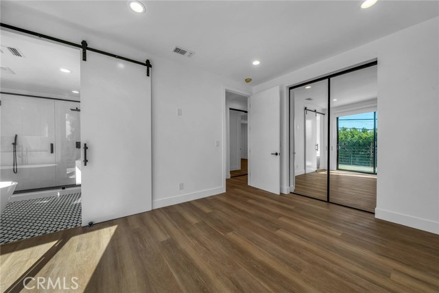 Detail Gallery Image 14 of 28 For 1531 Wellesley, Los Angeles,  CA 90025 - 4 Beds | 3 Baths