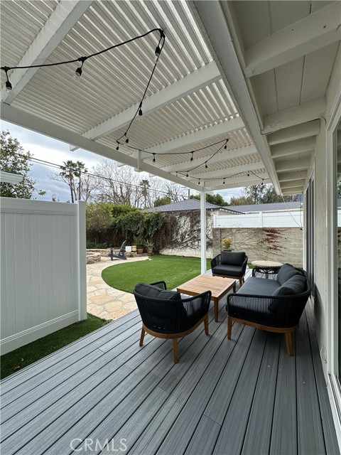Detail Gallery Image 17 of 17 For 12424 Sarah St, Studio City,  CA 91604 - 2 Beds | 2/1 Baths