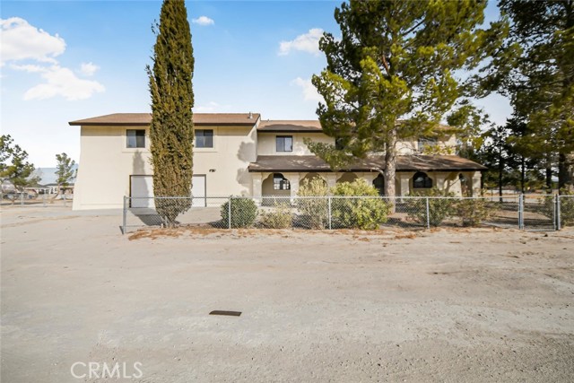 Detail Gallery Image 1 of 34 For 2887 Orange St, Rosamond,  CA 93560 - 4 Beds | 2/1 Baths