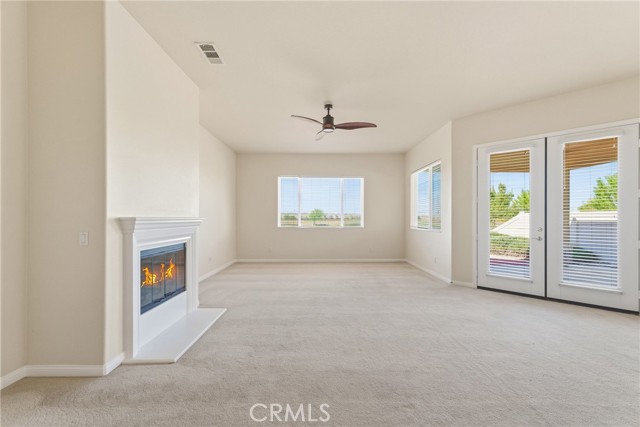 Detail Gallery Image 6 of 42 For 19300 Macklin, Apple Valley,  CA 92308 - 2 Beds | 2/1 Baths