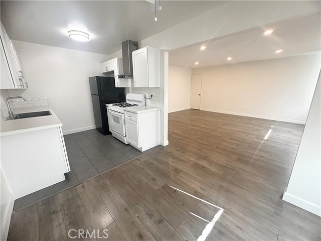 Detail Gallery Image 2 of 19 For 3175 Quartz Ln #3,  Fullerton,  CA 92831 - 2 Beds | 1 Baths