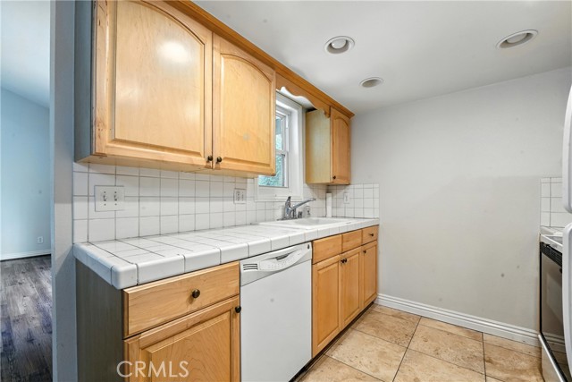 1727 Brea Boulevard, Fullerton CA: https://media.crmls.org/medias/45c98228-a238-42e6-b5c5-d5f5b6aaf50e.jpg