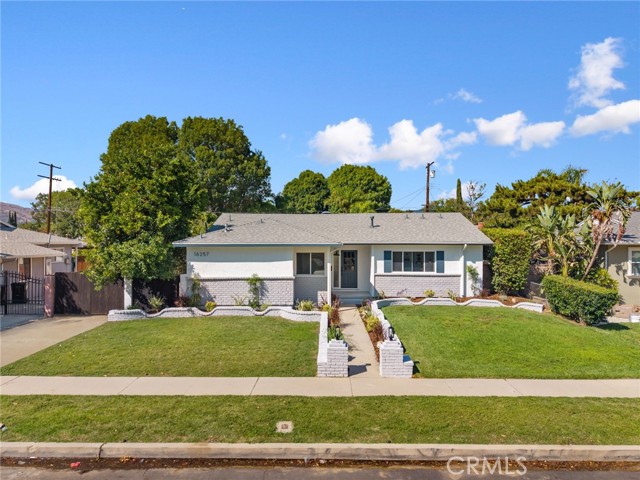 16257 16257 Los Alimos, Granada Hills CA: https://media.crmls.org/medias/45c9c29b-2a11-4e1b-8428-b1f3102a95b2.jpg