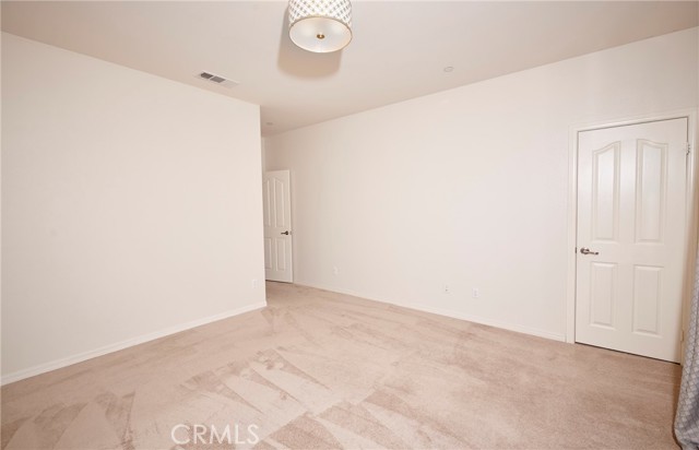 4049 Running Oak Lane, San Bernardino CA: https://media.crmls.org/medias/45caa2ea-2d37-4df1-ac23-29abfcecc15b.jpg