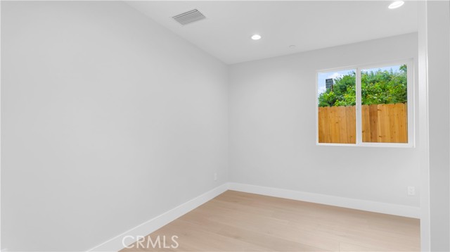 Detail Gallery Image 3 of 68 For 16297 Gunnerson St, Lake Elsinore,  CA 92530 - 4 Beds | 2/1 Baths
