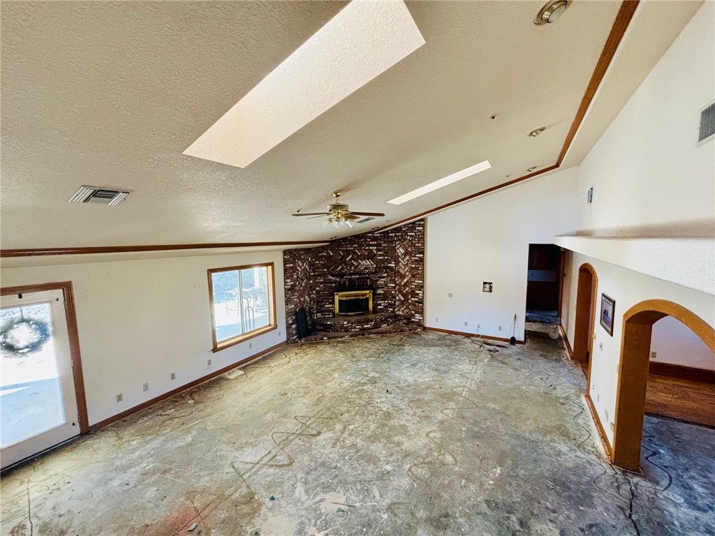 44000 Lakeview Road, Lake Hughes, California 93532, 4 Bedrooms Bedrooms, ,3 BathroomsBathrooms,Residential,For Sale,44000 Lakeview Road,CRSR24049173