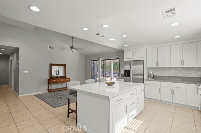 Detail Gallery Image 7 of 23 For 12440 Cardinal, Grand Terrace,  CA 92313 - 3 Beds | 2 Baths