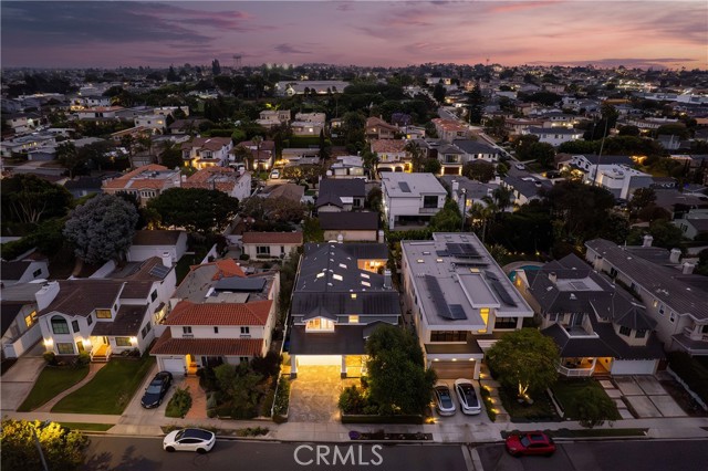 Detail Gallery Image 66 of 71 For 1314 19th St, Manhattan Beach,  CA 90266 - 5 Beds | 4/2 Baths