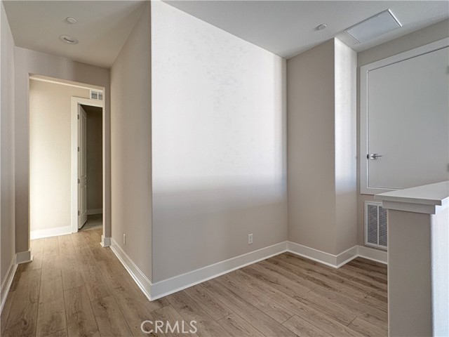 Detail Gallery Image 17 of 41 For 160 Longden, Lake Forest,  CA 92630 - 4 Beds | 4 Baths