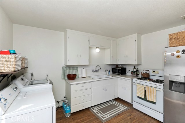 Detail Gallery Image 25 of 64 For 114 Juniper, Brea,  CA 92821 - – Beds | – Baths