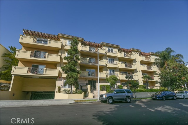 11911 Mayfield Ave #208, Los Angeles, CA 90049