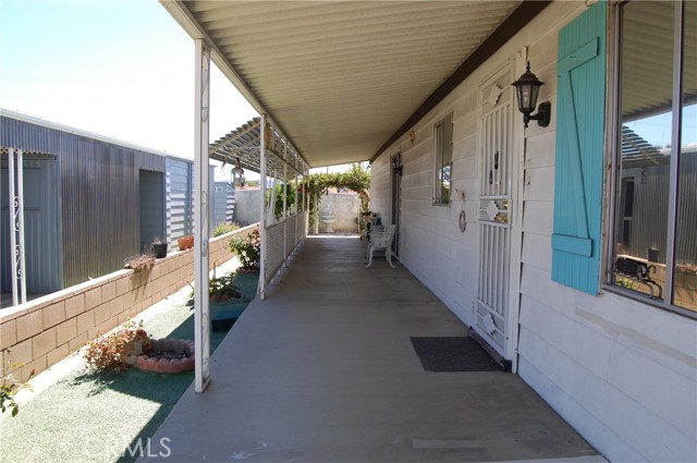 Detail Gallery Image 6 of 12 For 1631 Bella Vista, Hemet,  CA 92543 - 2 Beds | 2 Baths