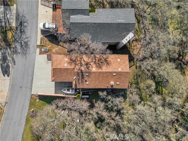 Image 34 of 42 For 2471 Captains