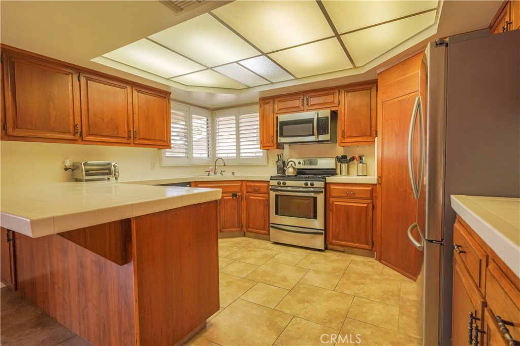 MLS #IV25233834 image #8