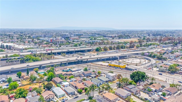 1964 E 114th Street, Los Angeles CA: https://media.crmls.org/medias/45d019dd-fa87-41ff-b3c5-43c7b8b206e1.jpg