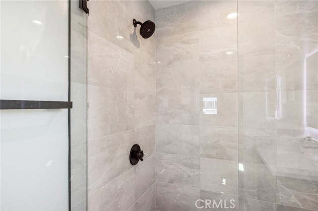 6521 Homewood Avenue, Los Angeles CA: https://media.crmls.org/medias/45d09171-3e34-4484-9309-f0ecba47664f.jpg