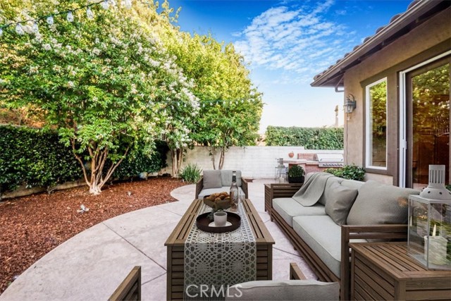 12160 Glines Court, Tustin CA: https://media.crmls.org/medias/45d097e3-128e-4280-b9ef-79db7aef12e4.jpg