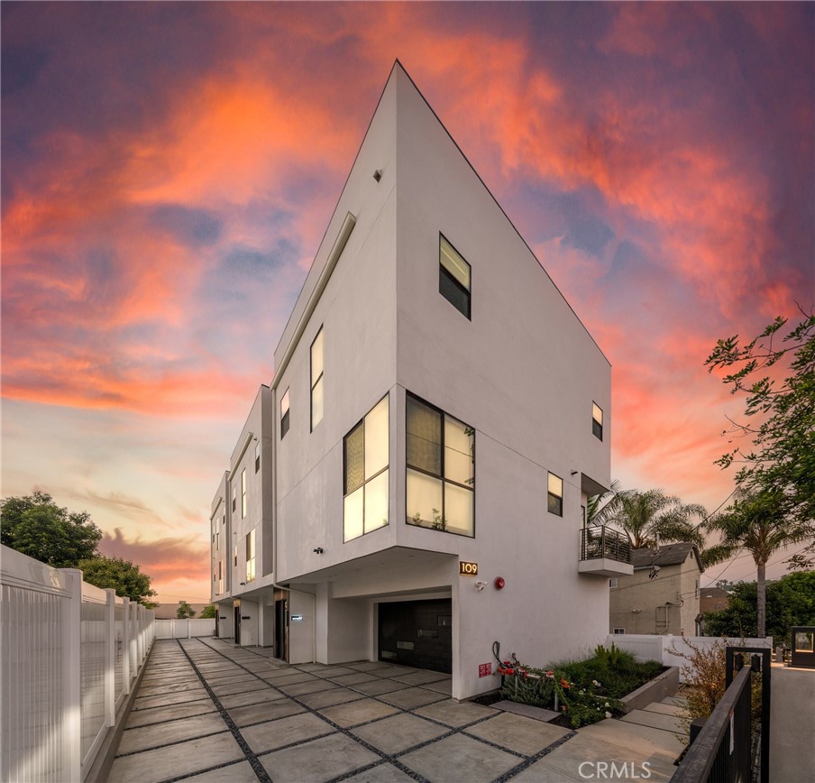 109 N Westlake Avenue #2